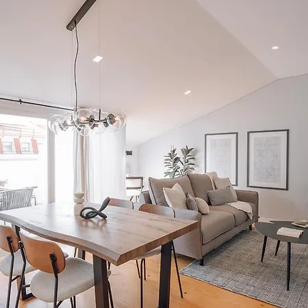 Espichel - 2 Bedrooms In Campo De Ourique Lägenhet