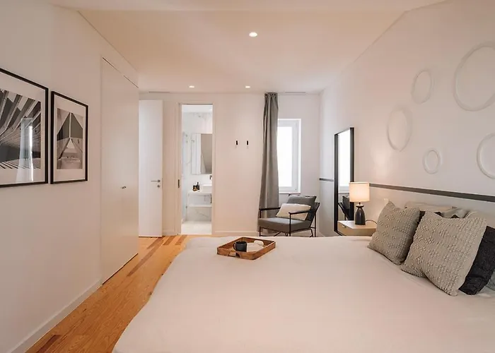 Espichel - 2 Bedrooms In Campo De Ourique Apartament