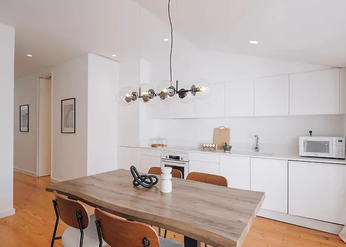 Apartament Espichel - 2 Bedrooms In Campo De Ourique Lizbona