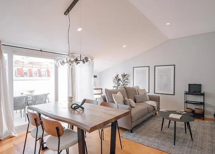 Espichel - 2 Bedrooms In Campo De Ourique Apartament